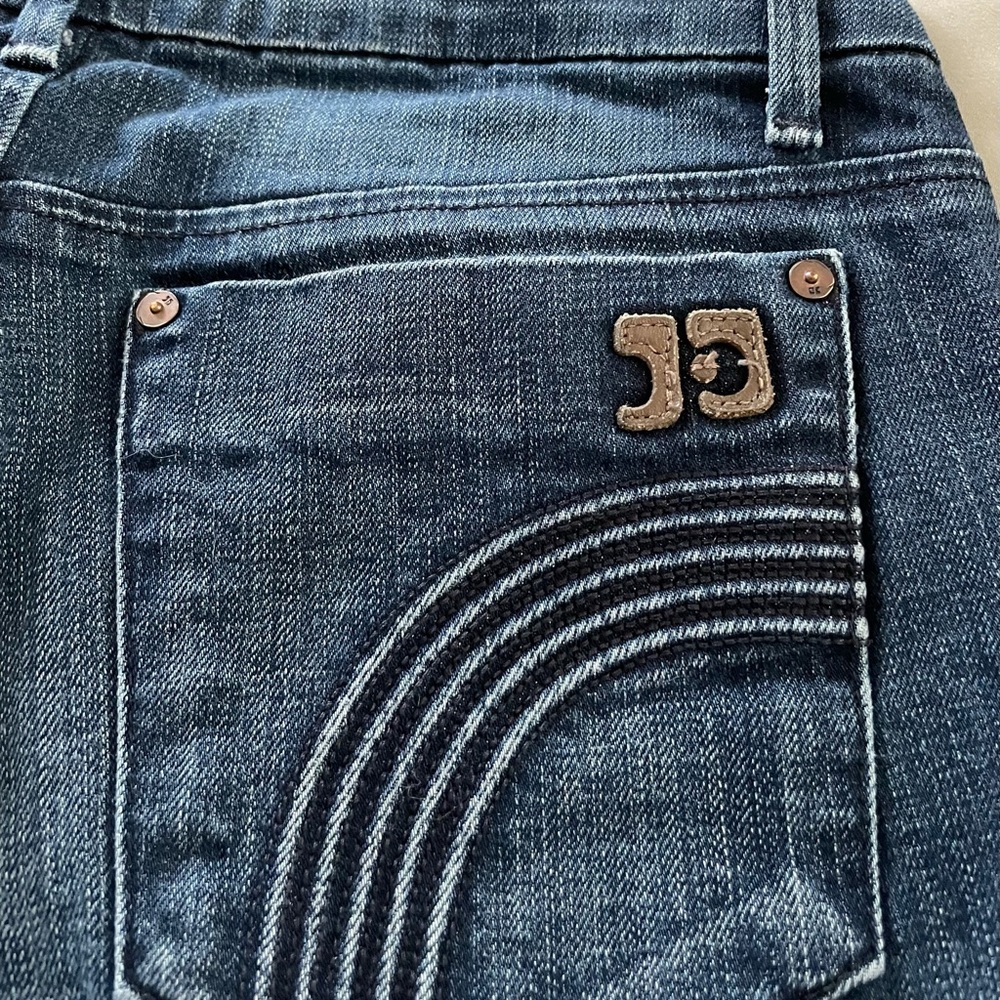 Joe’s Jeans Fit Rocker - Picture 4 of 10